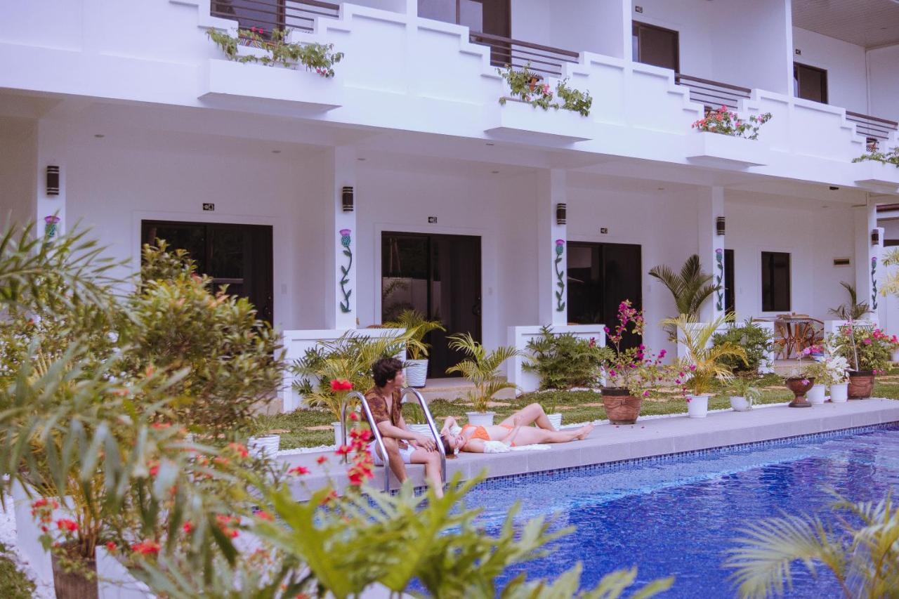 Thistle Inn Panglao Exteriör bild