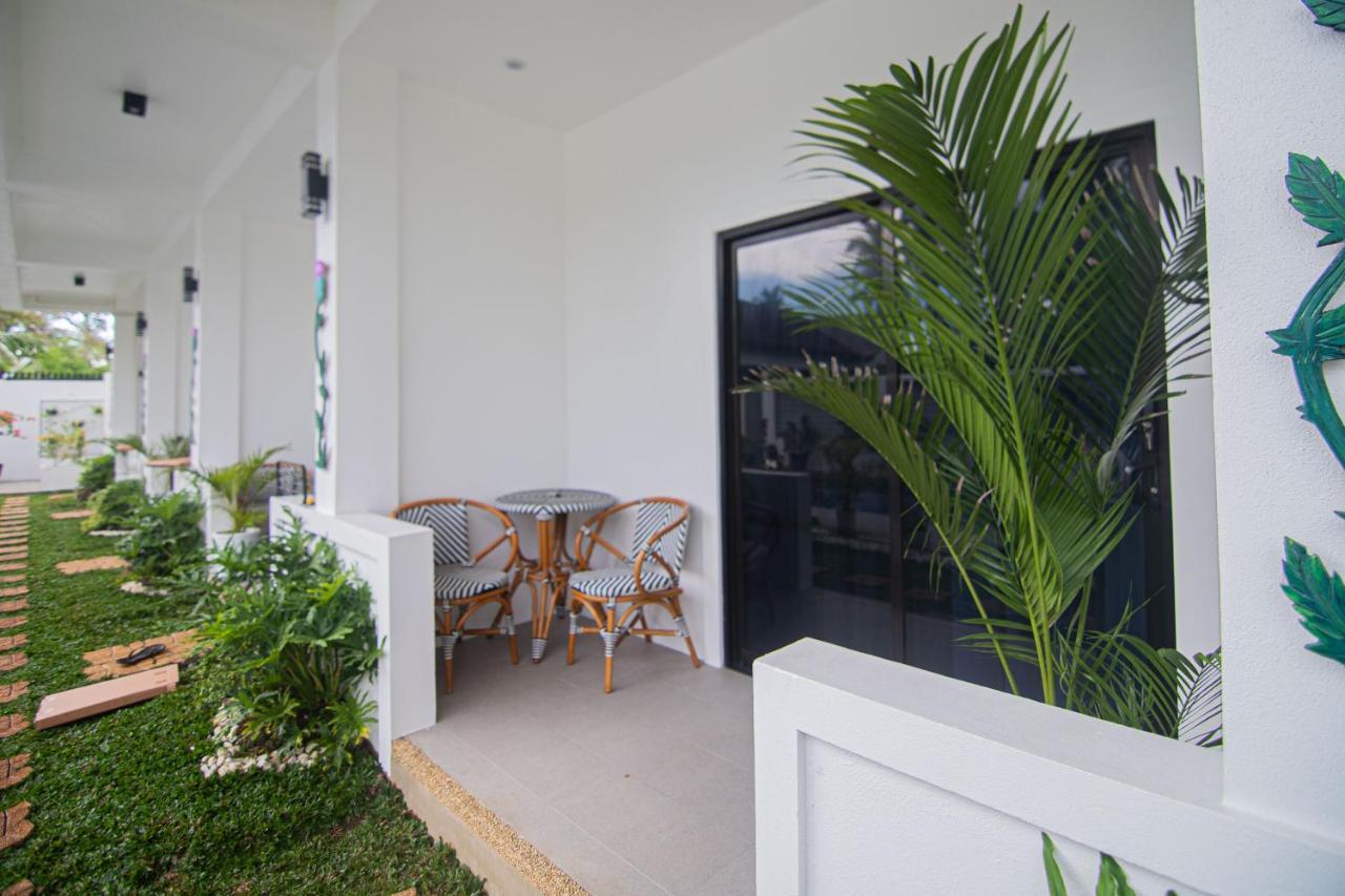 Thistle Inn Panglao Exteriör bild