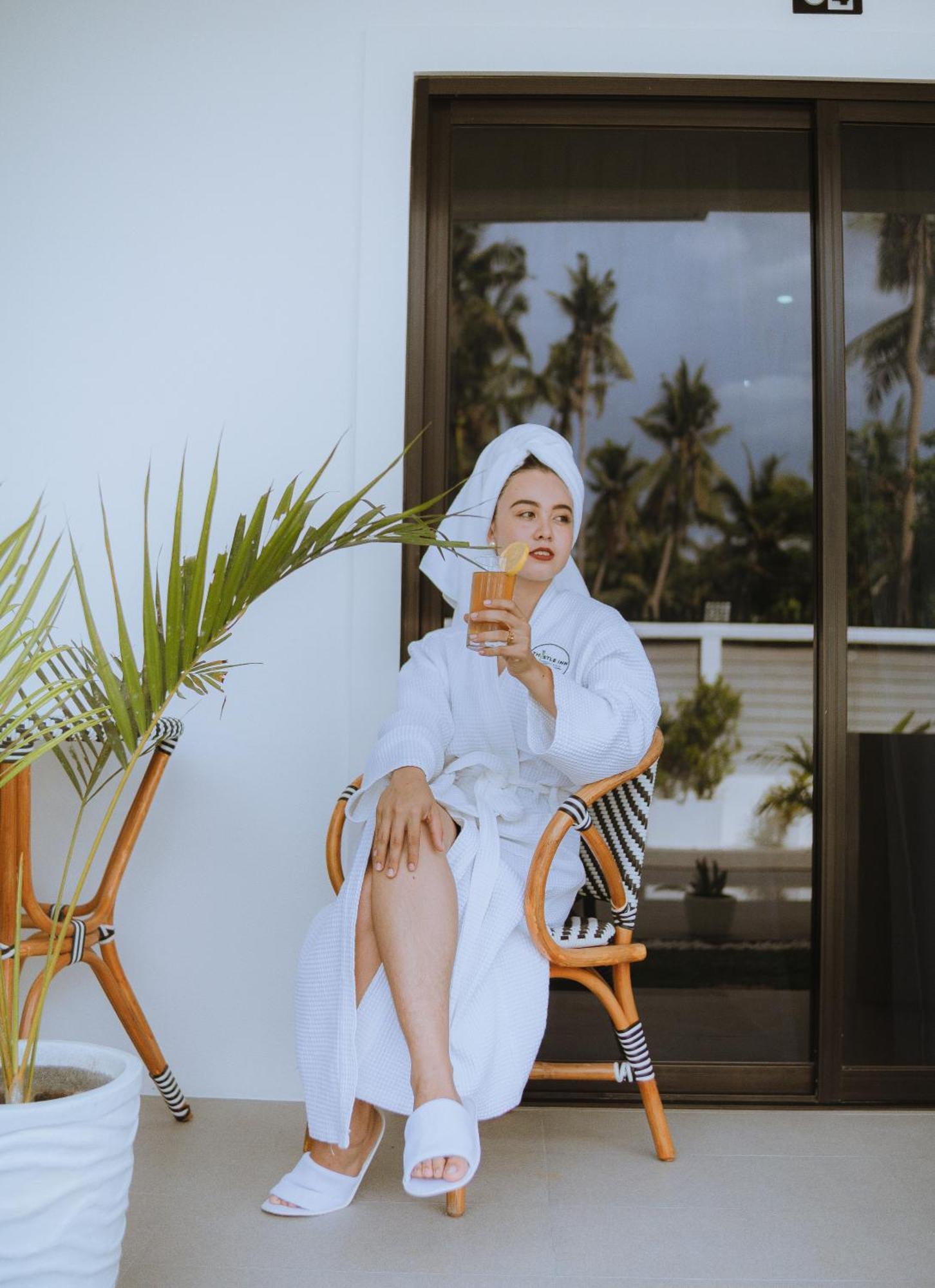 Thistle Inn Panglao Rum bild