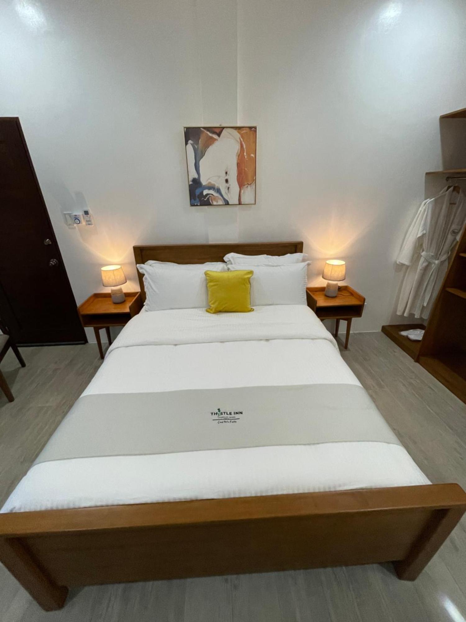 Thistle Inn Panglao Rum bild